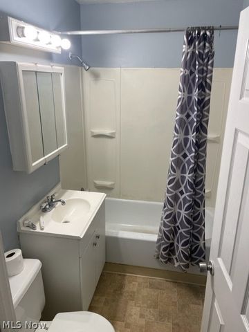 407 E 147th Street, Cleveland, OH 44110