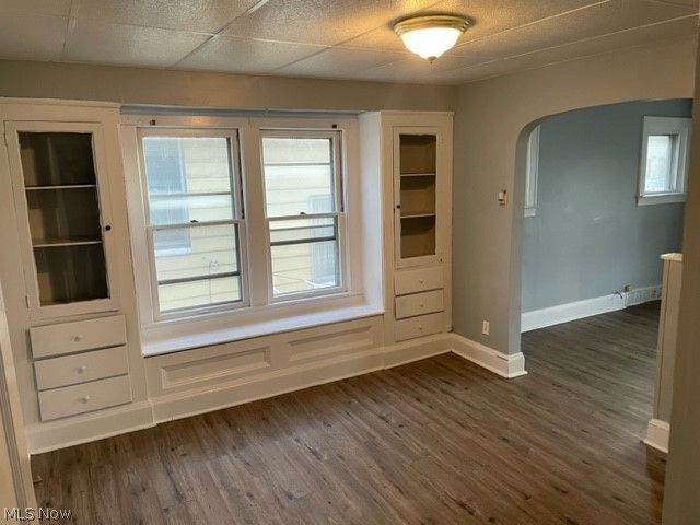 407 E 147th Street, Cleveland, OH 44110