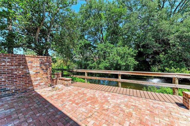 2927 W GANDY BOULEVARD, Tampa, FL 33611