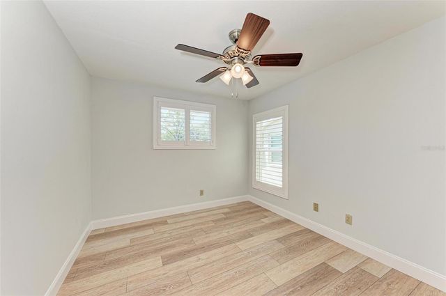 2927 W GANDY BOULEVARD, Tampa, FL 33611
