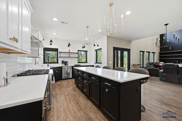 3135 AMERICAN EAGLE RD, Spearfish, SD 57783