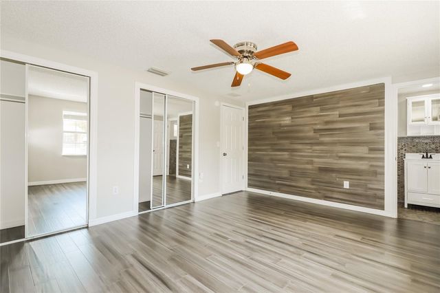 3147 36TH AVENUE N, St Petersburg, FL 33713