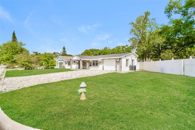 3147 36TH AVENUE N, St Petersburg, FL 33713