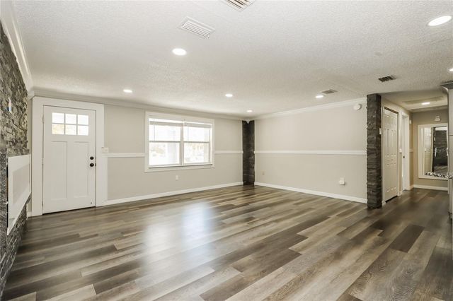 3147 36TH AVENUE N, St Petersburg, FL 33713