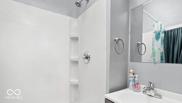 901 N Parker Avenue, Indianapolis, IN 46201