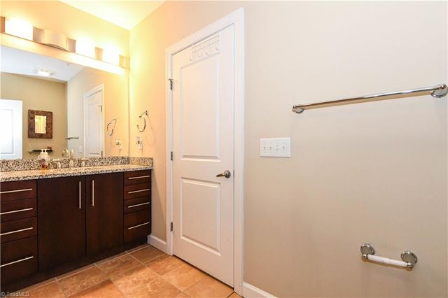201 N Elm Street 908, Greensboro, NC 27401