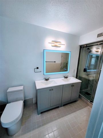 793 NE 206th Street, Miami, FL 33179