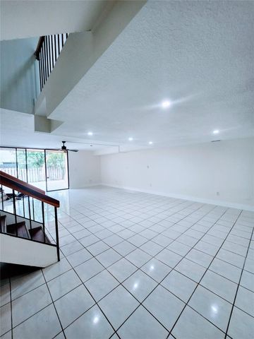 793 NE 206th Street, Miami, FL 33179