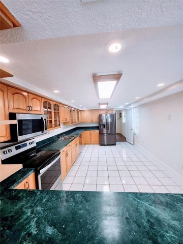 793 NE 206th Street, Miami, FL 33179