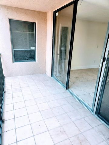 793 NE 206th Street, Miami, FL 33179