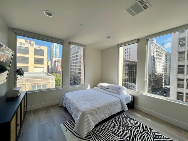 314 6th 405, Los Angeles, CA 90014