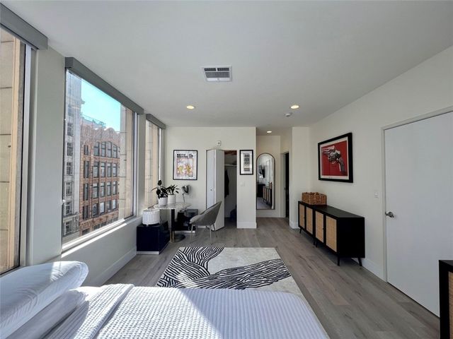 314 6th 405, Los Angeles, CA 90014