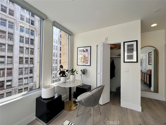 314 6th 405, Los Angeles, CA 90014