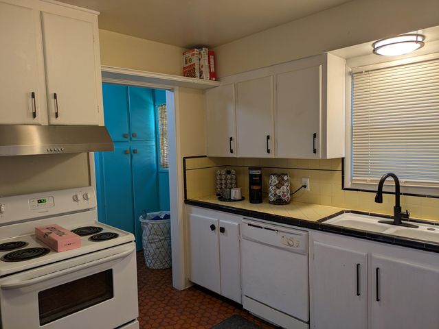 1200 Mt Pitt Avenue, Medford, OR 97501