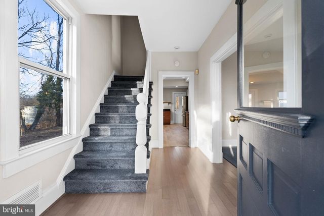 10512 WARFIELD ST, Kensington, MD 20895