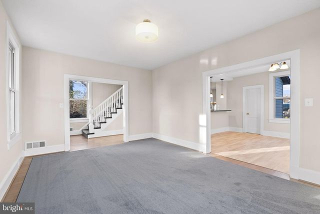 10512 WARFIELD ST, Kensington, MD 20895