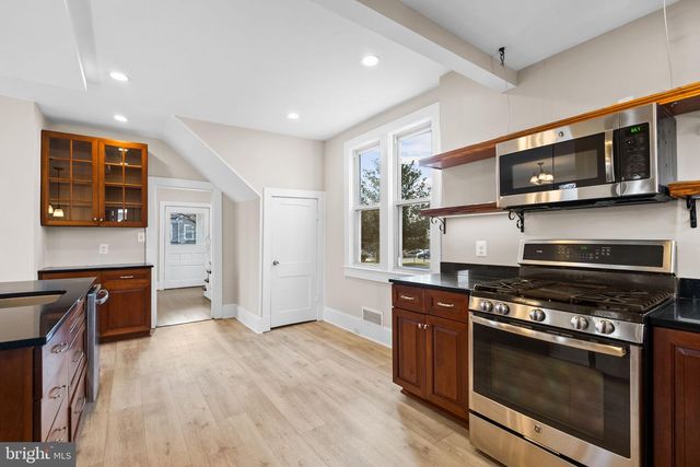 10512 WARFIELD ST, Kensington, MD 20895