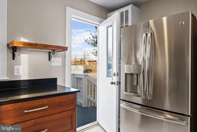 10512 WARFIELD ST, Kensington, MD 20895