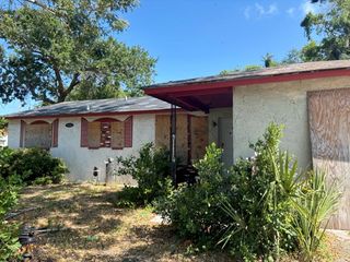 1580 OAK VILLAGE DRIVE, Largo, FL 33778