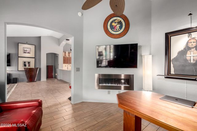 2703 E Glen Canyon Road, Green Valley, AZ 85614