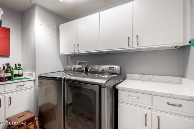 2703 E Glen Canyon Road, Green Valley, AZ 85614