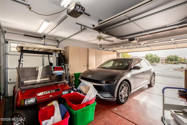 2703 E Glen Canyon Road, Green Valley, AZ 85614