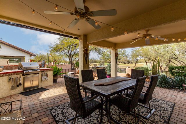 2703 E Glen Canyon Road, Green Valley, AZ 85614