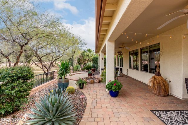 2703 E Glen Canyon Road, Green Valley, AZ 85614