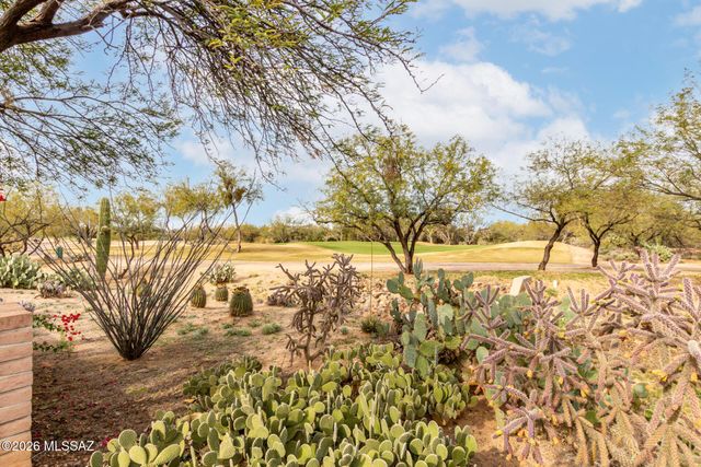 2703 E Glen Canyon Road, Green Valley, AZ 85614