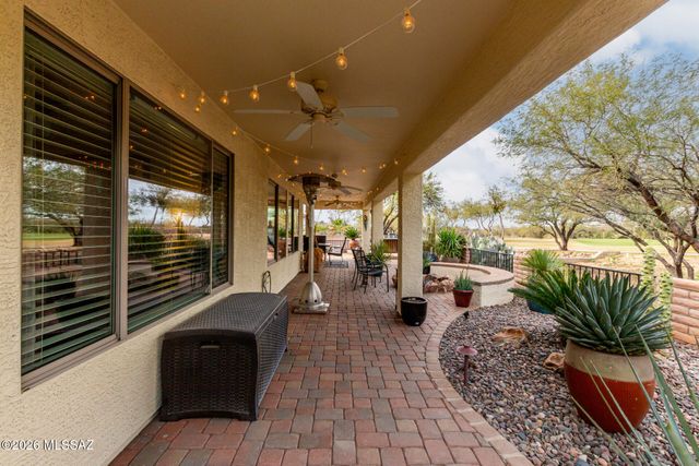 2703 E Glen Canyon Road, Green Valley, AZ 85614