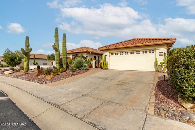 2703 E Glen Canyon Road, Green Valley, AZ 85614
