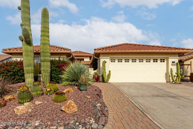 2703 E Glen Canyon Road, Green Valley, AZ 85614