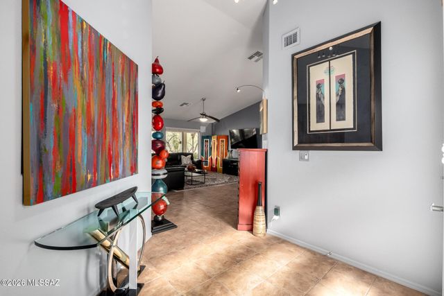 2703 E Glen Canyon Road, Green Valley, AZ 85614