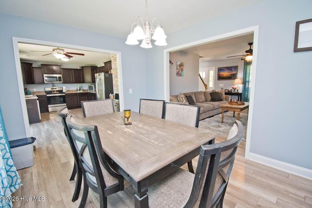 124 Waterford Way, Maysville, NC 28555