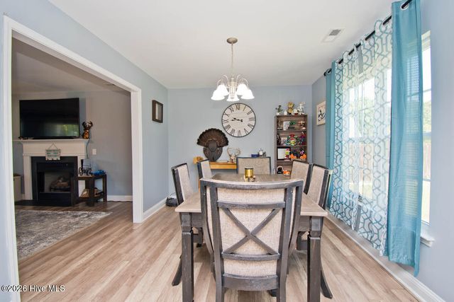 124 Waterford Way, Maysville, NC 28555