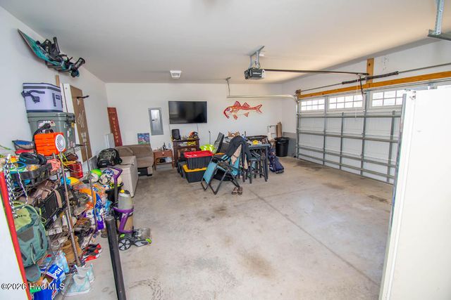 124 Waterford Way, Maysville, NC 28555