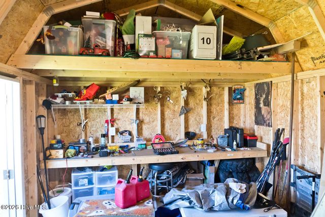 124 Waterford Way, Maysville, NC 28555