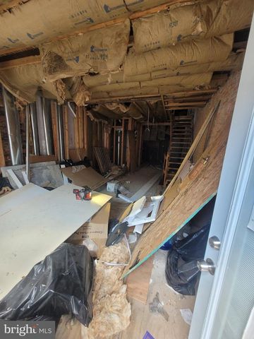 2037 PIERCE ST, Philadelphia, PA 19145