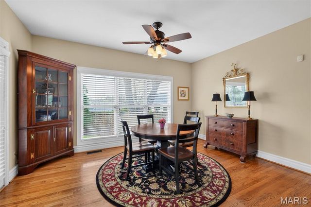 1449 Fairbrook Drive, Des Peres, MO 63131