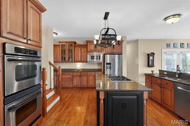 1449 Fairbrook Drive, Des Peres, MO 63131