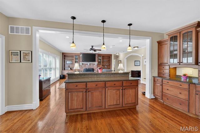 1449 Fairbrook Drive, Des Peres, MO 63131