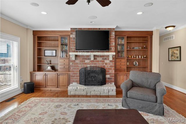 1449 Fairbrook Drive, Des Peres, MO 63131