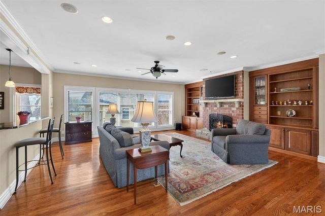 1449 Fairbrook Drive, Des Peres, MO 63131