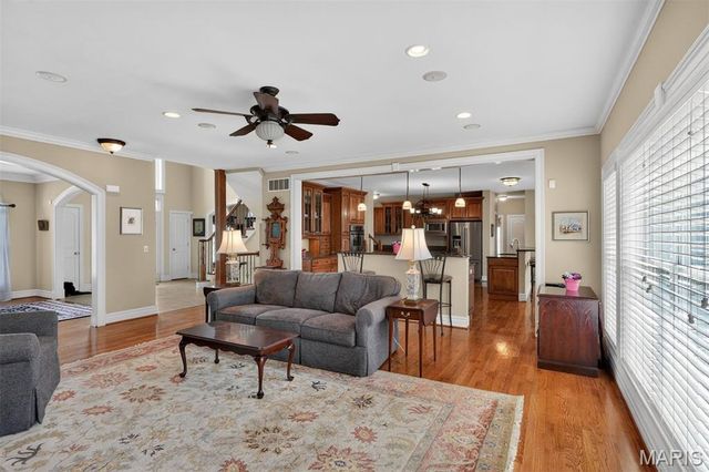 1449 Fairbrook Drive, Des Peres, MO 63131