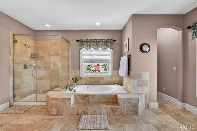 1449 Fairbrook Drive, Des Peres, MO 63131