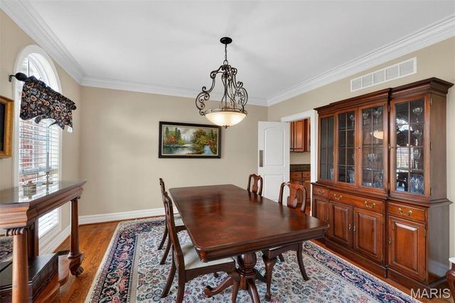 1449 Fairbrook Drive, Des Peres, MO 63131