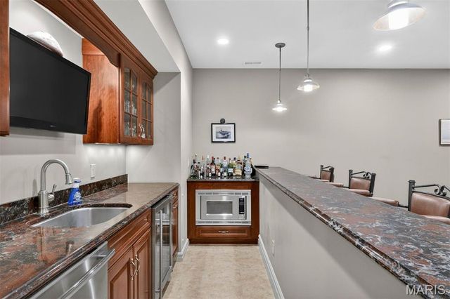 1449 Fairbrook Drive, Des Peres, MO 63131