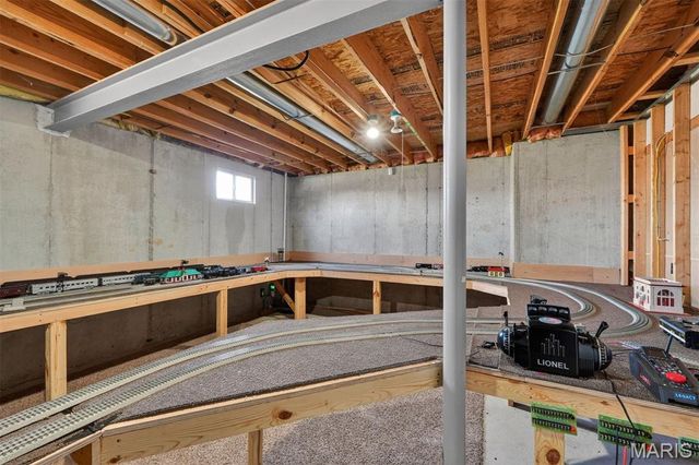 1449 Fairbrook Drive, Des Peres, MO 63131