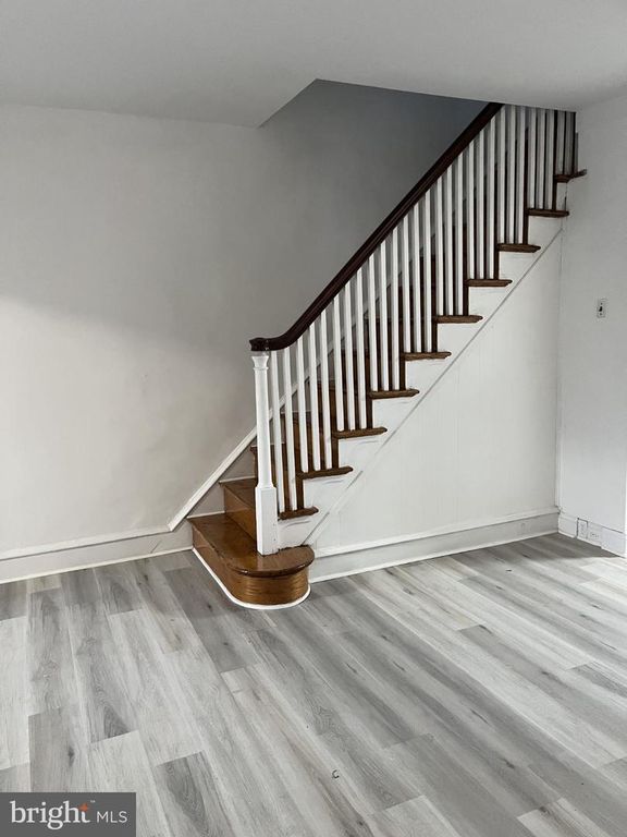 1549 E HUNTING PARK AVE, PHILADELPHIA, PA 19124 — photo 5