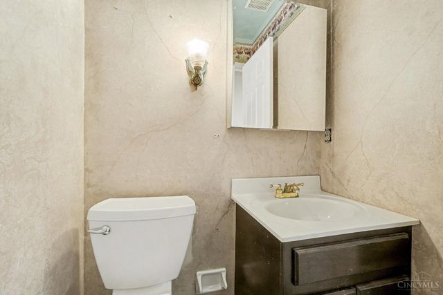 7817 Red Mill Drive, West Chester, OH 45069